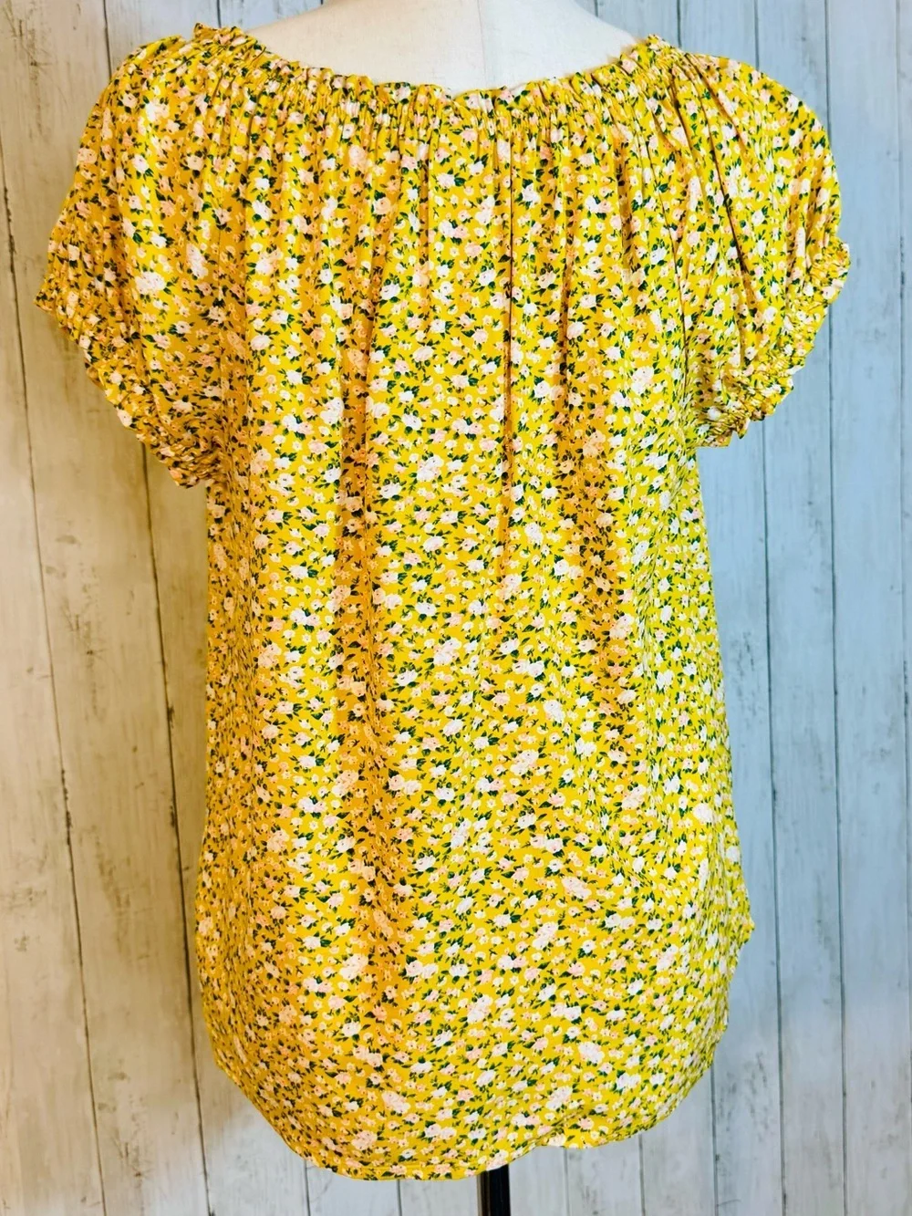 🌼 Old Navy Floral Peasant Blouse | Yellow Ditsy Floral Top | Size Small